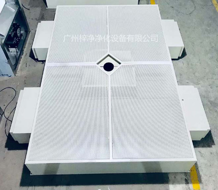 層流送風天花是現代醫院手術室必用的一種凈化裝置。