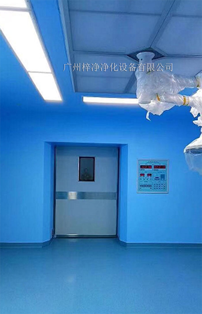 千級層流送風天花板通過氣流補償技術，使送風量滿足手術室內的需求